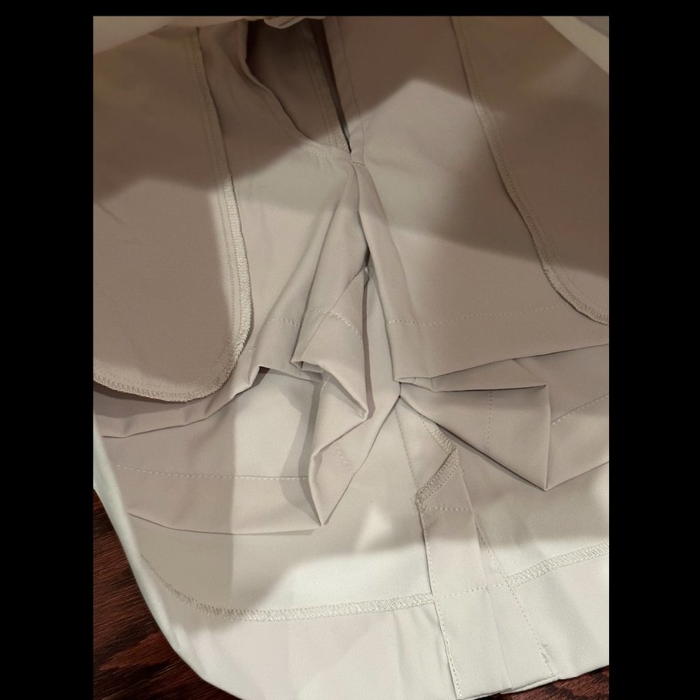 NWT - Nike Golf Tour Performance Women's Skort - Beige - Size 2 - Picture 8 of 9
